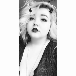 Meet your Posher, Kay